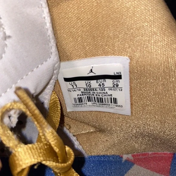 Jordan 6 Golden Moments “GMP” - Picture 5 of 6